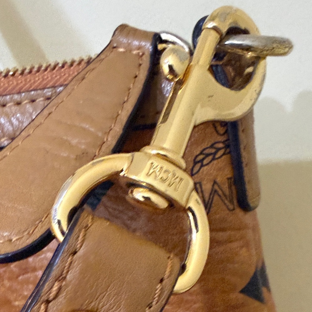 Authentic MCM Cognac MCM Crossbody Women’s designer handbag - Picture 3 of 13